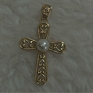 10k Gold Cross Pendent